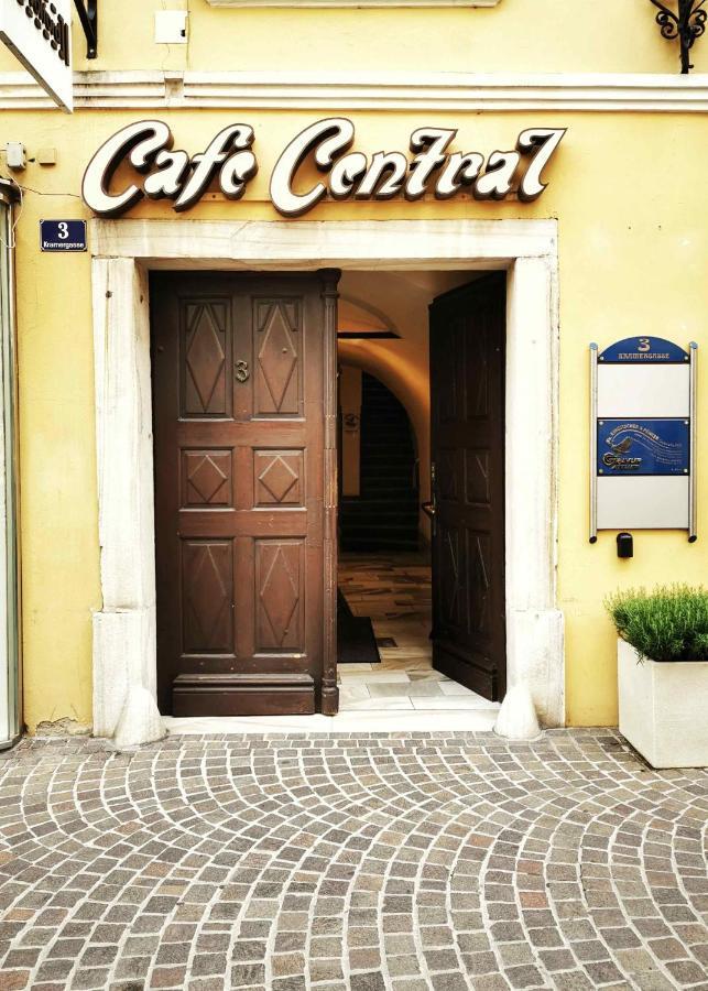 Ferienwohnung Himmelberg 80M2 In Der Altstadt Und Toll Fuer Familien Klagenfurt am Woerthersee ภายนอก รูปภาพ