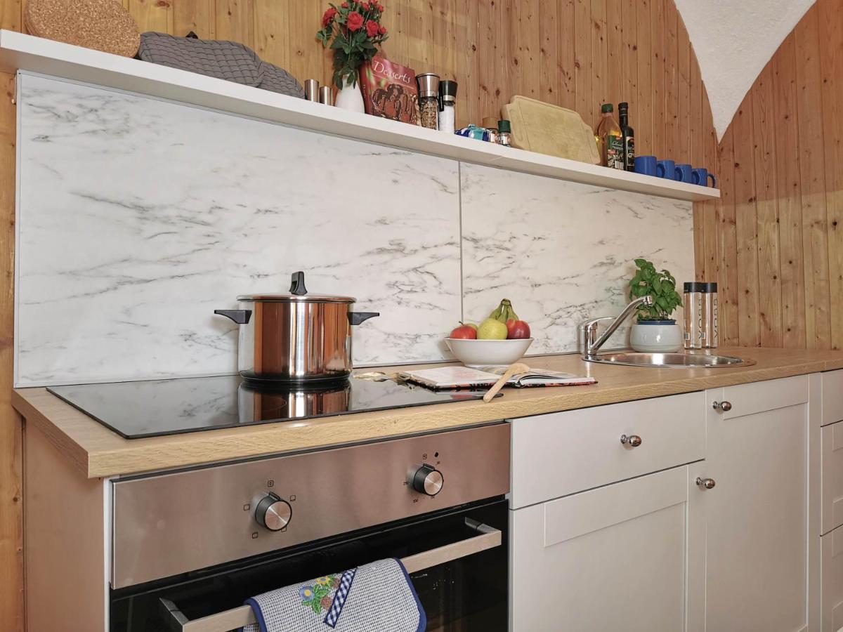 Ferienwohnung Himmelberg 80M2 In Der Altstadt Und Toll Fuer Familien Klagenfurt am Woerthersee ภายนอก รูปภาพ